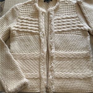 Chic Cream knitted short sweater jacket